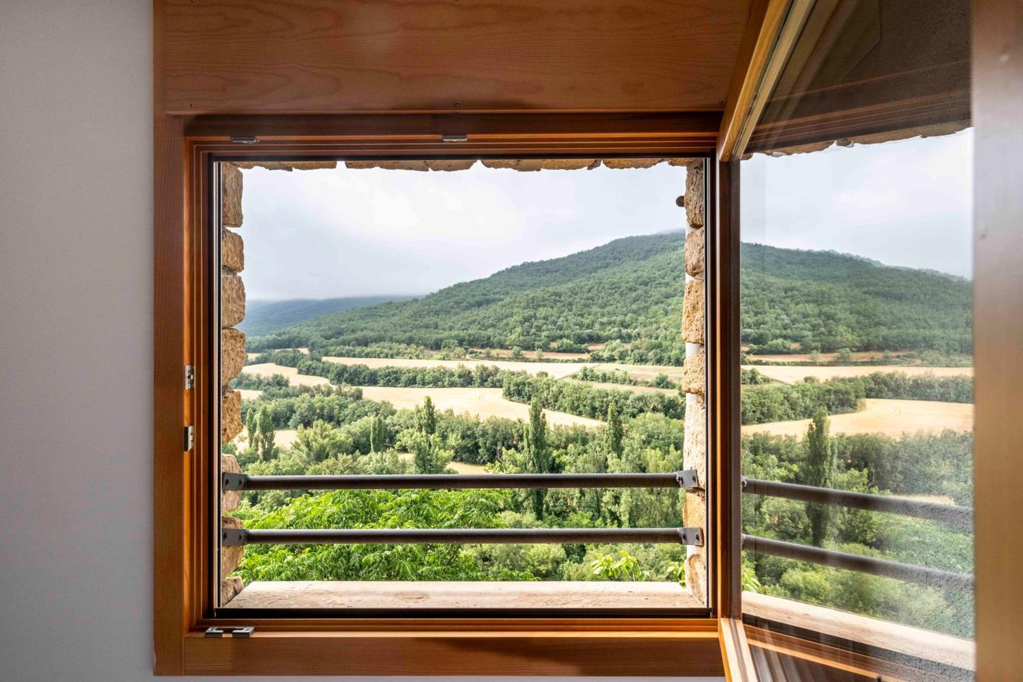 Vila Casa Acollidora I Familiar Amb Jardi I Barbacoa Ager Exteriér fotografie
