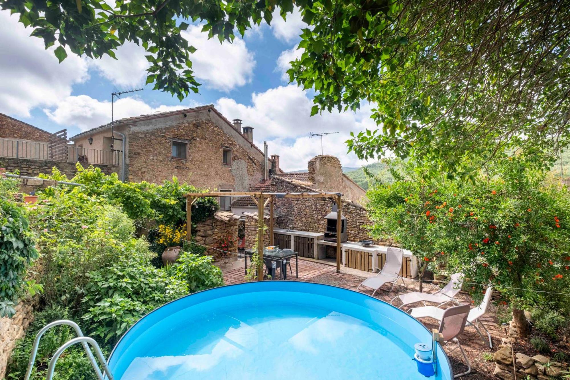 Vila Casa Acollidora I Familiar Amb Jardi I Barbacoa Ager Exteriér fotografie